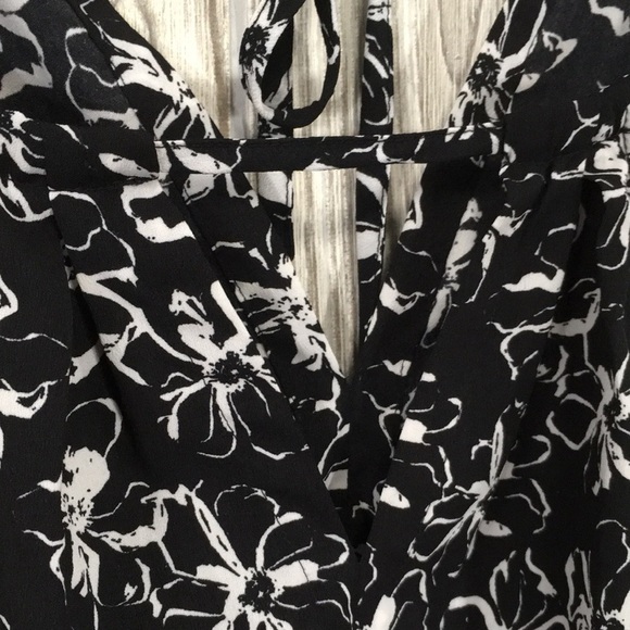 Banana Republic Black & White Floral Halter Top Tie-Back XXS - Picture 4 of 4